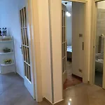 Vittoria Apartment *
