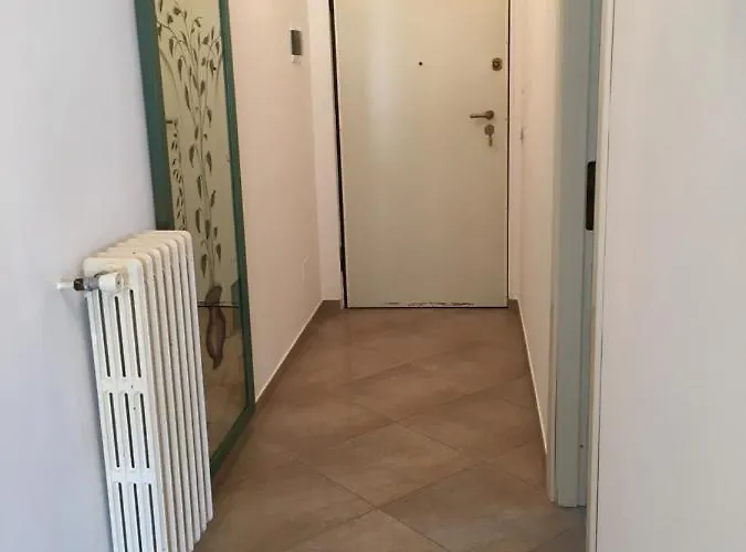 Vittoria * أَويستا